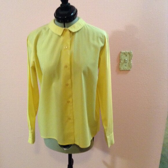 Vintage Tops - Vintage 1960s Bobbie Brooks Yellow Long-Sleeved Button-Up Blouse